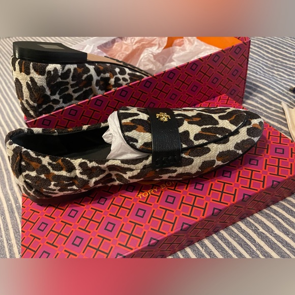 New Tory Burch Reva Leopard / Perfect Black Velvet Jacquard Ballet Loafers 9.5 - Picture 3 of 9